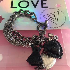 Marilyn Monroe vanity Dollbaby locket charm bracelet Betsey Johnson vintage B33